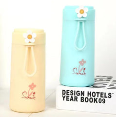 Water Bottle with Cute Flower Design – Leakproof for Hot & Cold Drinks, Portable Thermos Bottle with Handle for Kids School, Office & Travel